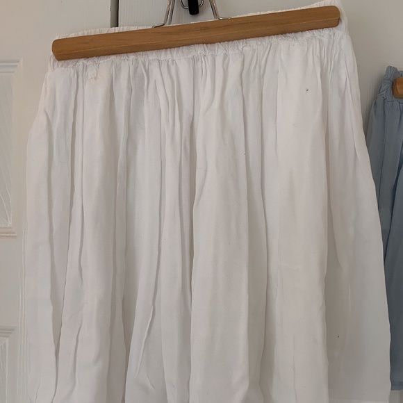 Brandy Melville Summer Skirts (2) - Picture 3 of 3